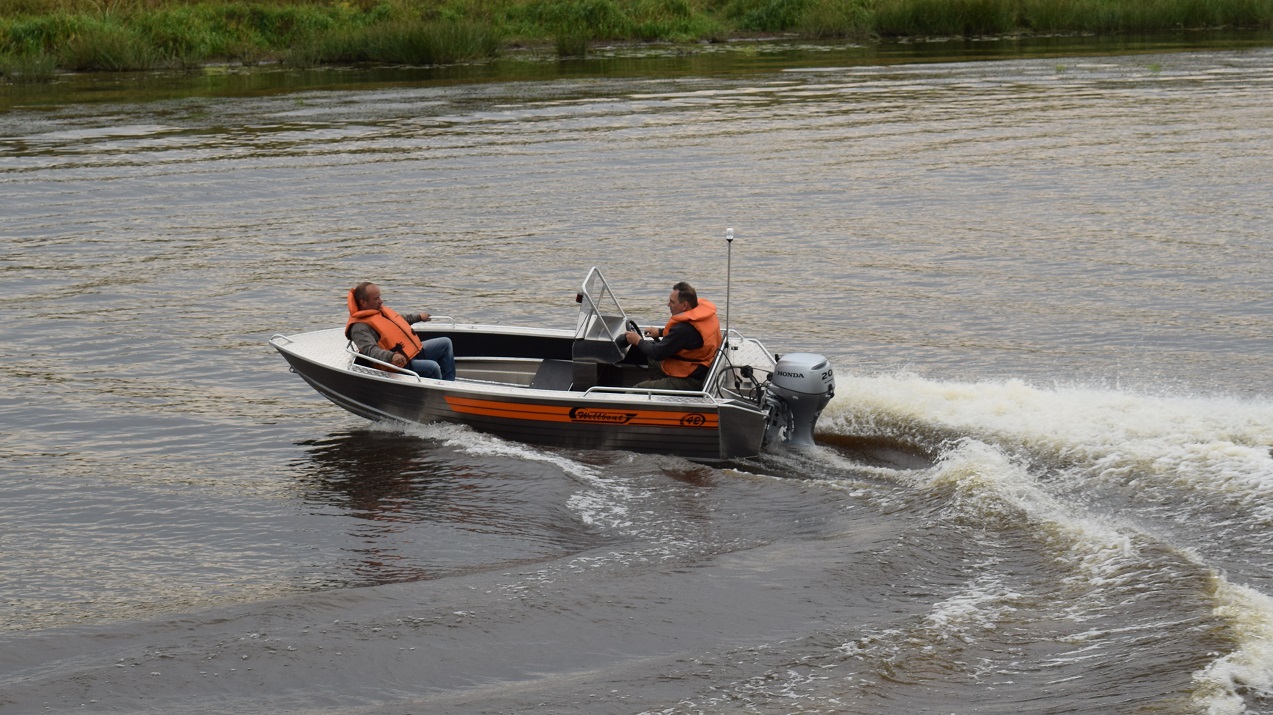 Wellboat-42NexT консоль Wellboat-42NexT консоль