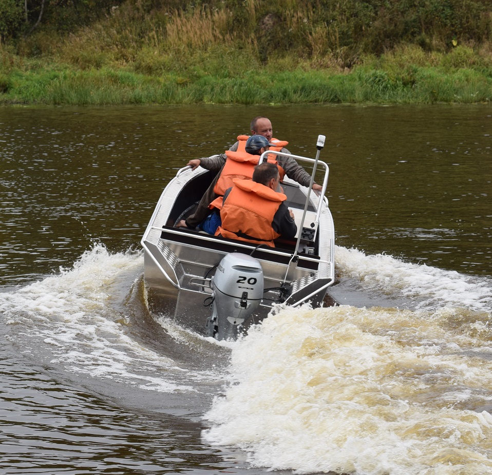 Wellboat-42NexT консоль