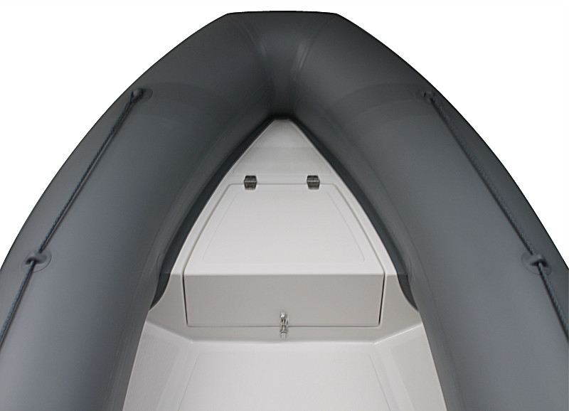 WinBoat 390 R WinBoat 390 R