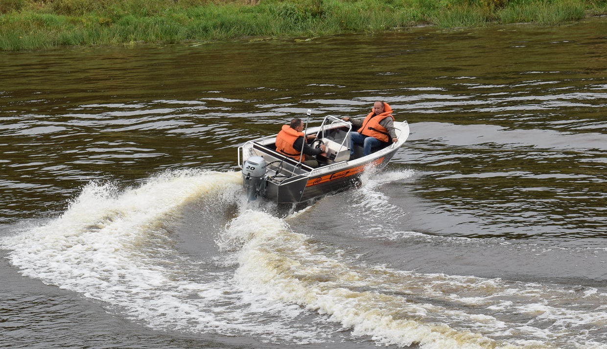 Wellboat-42NexT консоль Wellboat-42NexT консоль