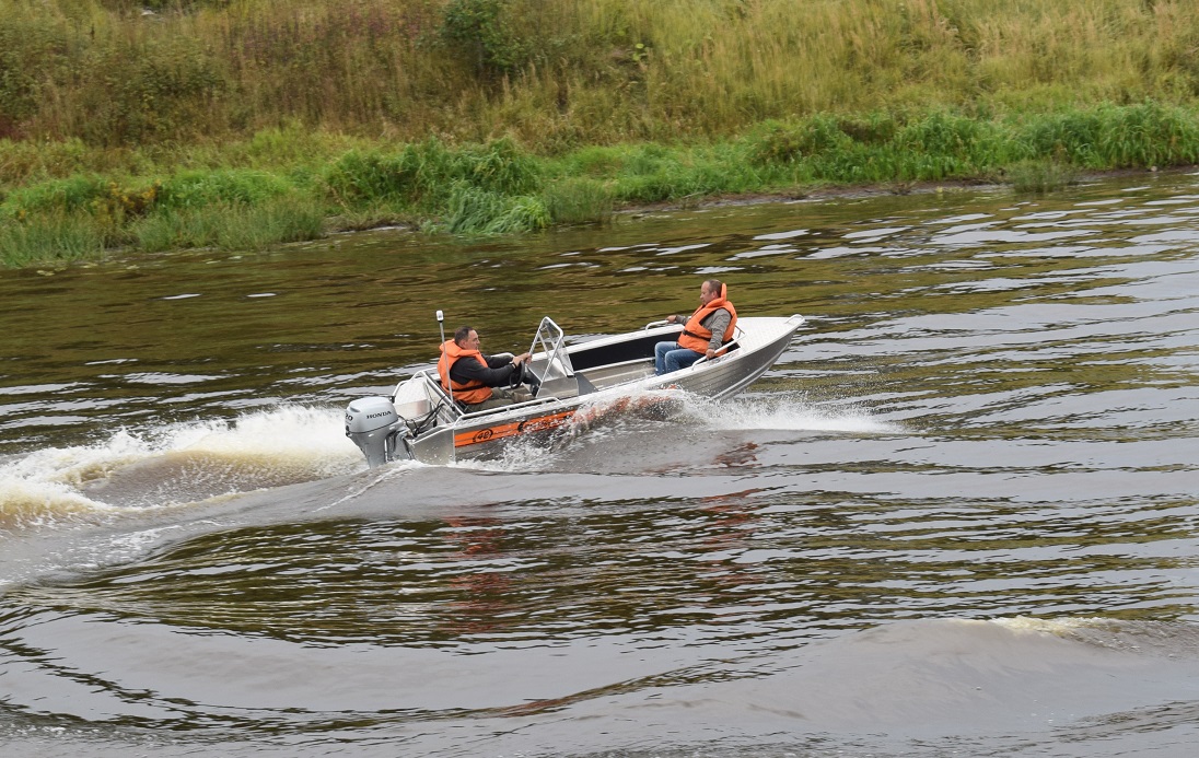 Wellboat-42NexT консоль