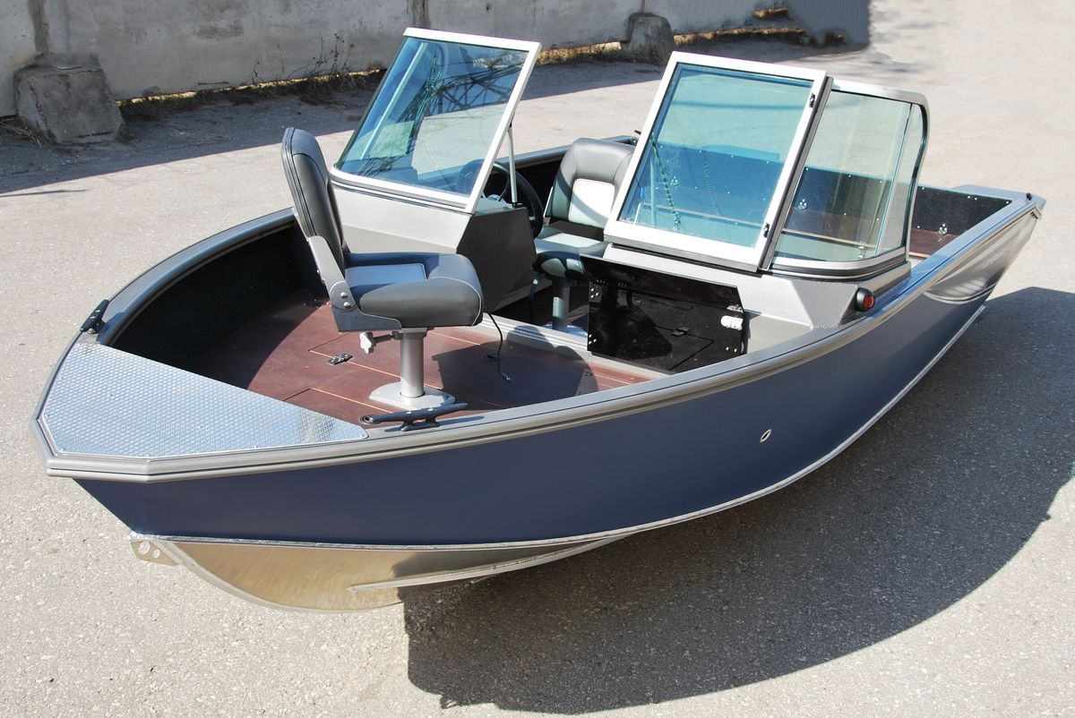 WINDBOAT 4.6DC EVO